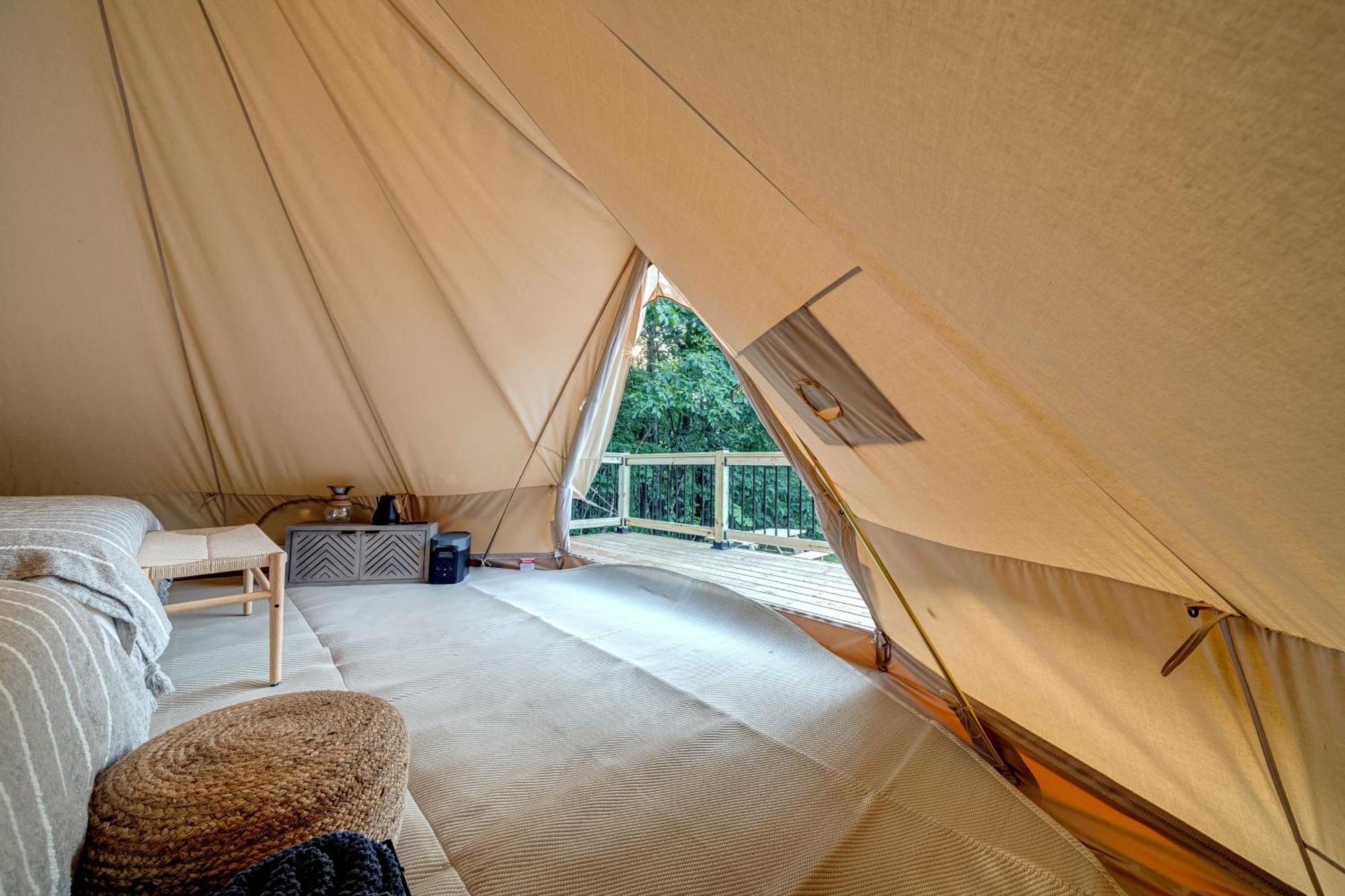 Firefly Ridge Luxury Retreat Hotel Great Cacapon Eksteriør billede