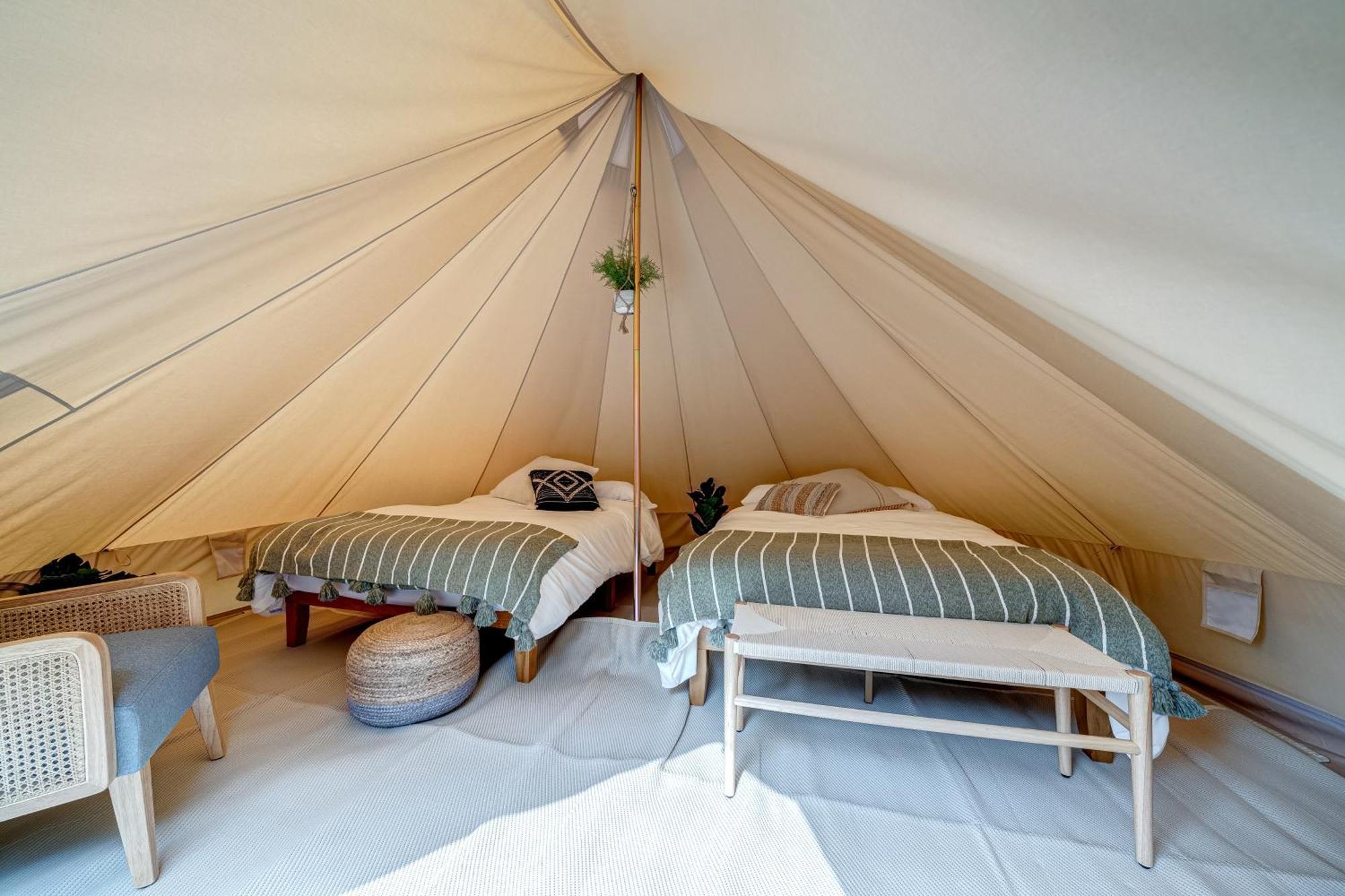 Firefly Ridge Luxury Retreat Hotel Great Cacapon Eksteriør billede